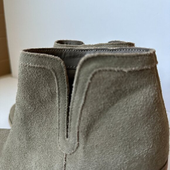 Urban Outfitters Suede Tan Ankle Boot Size 8 - Picture 5 of 10